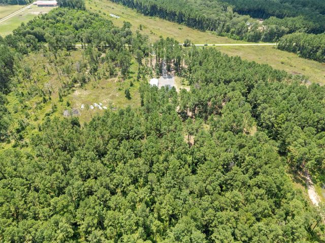 151 Thomas Windt Road, Shepherd, TX 77371