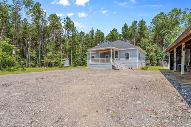 151 Thomas Windt Road, Shepherd, TX 77371