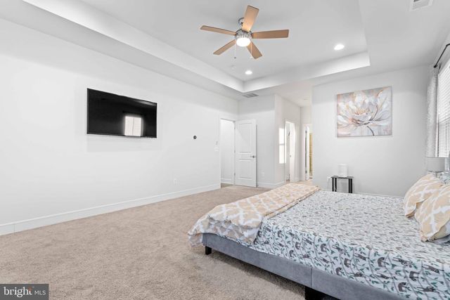 25528 WOODBINE FARM DR, Chantilly, VA 20152