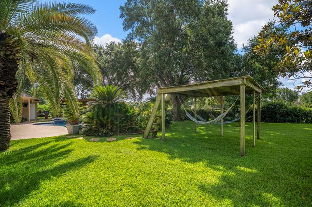 5807 Sequoia Trace Court, Spring, TX 77379