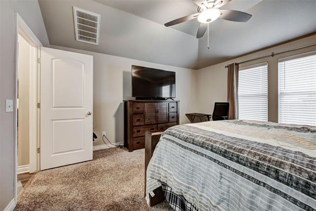 18636 Vivo Drive, Edmond, OK 73012