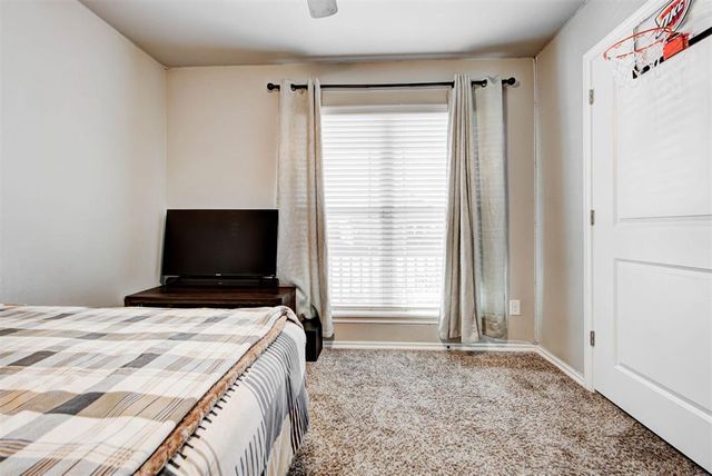 18636 Vivo Drive, Edmond, OK 73012