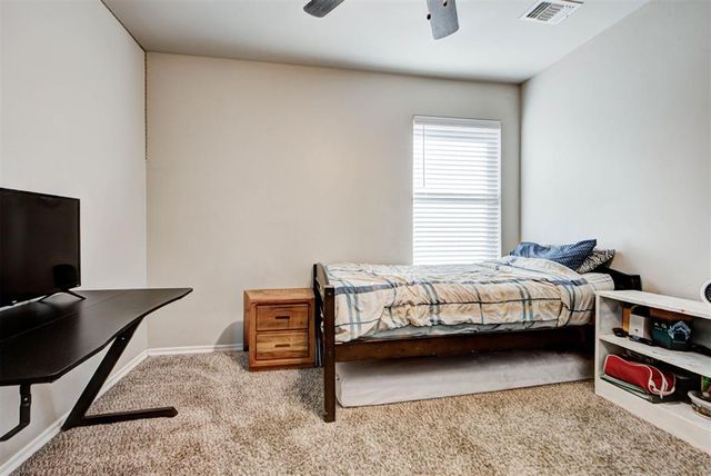 18636 Vivo Drive, Edmond, OK 73012