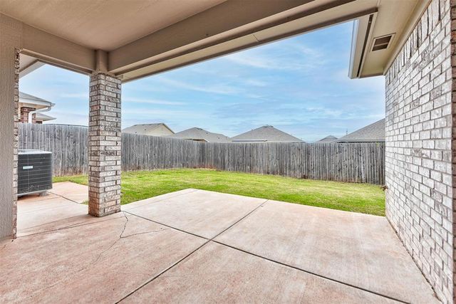 18636 Vivo Drive, Edmond, OK 73012
