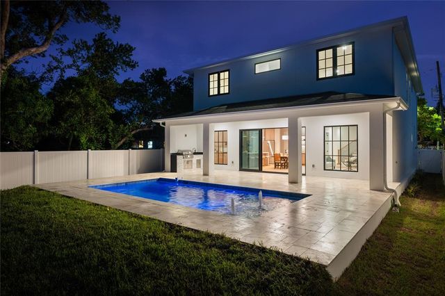 113 W EVANS STREET, Orlando, FL 32804