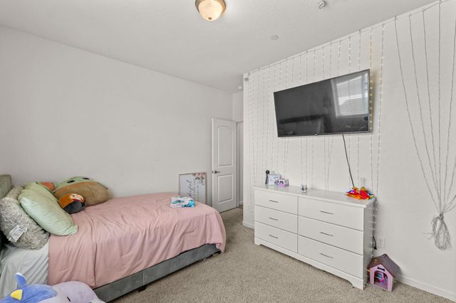 3637 Luke Street, Tulare, CA 93274