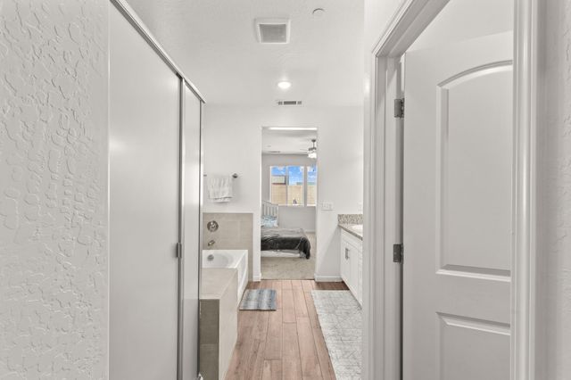 3637 Luke Street, Tulare, CA 93274