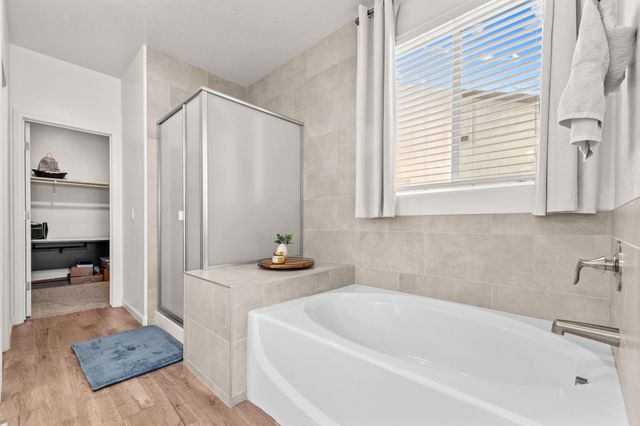 3637 Luke Street, Tulare, CA 93274