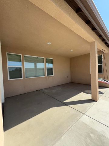 3637 Luke Street, Tulare, CA 93274