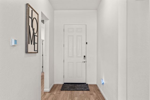 3637 Luke Street, Tulare, CA 93274