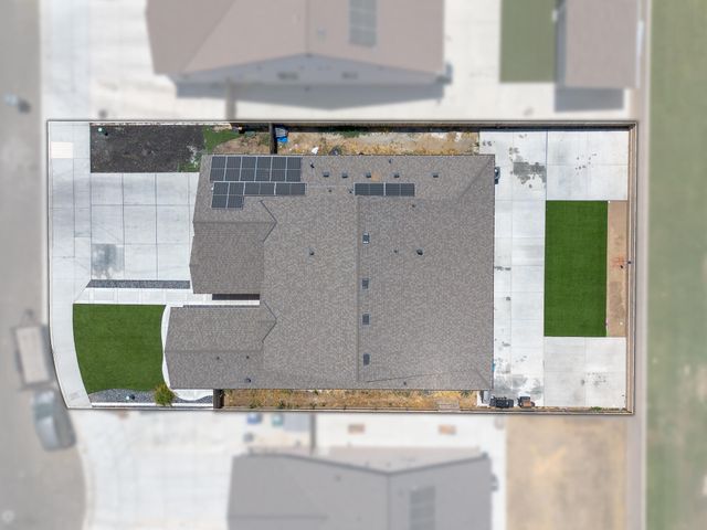 3637 Luke Street, Tulare, CA 93274