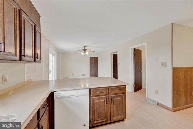 88 DAVIS BRIDGE RD, Bernville, PA 19506
