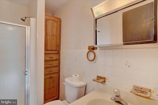 88 DAVIS BRIDGE RD, Bernville, PA 19506