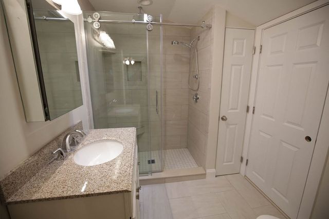 33 Winter St R, Norwell, MA 02061