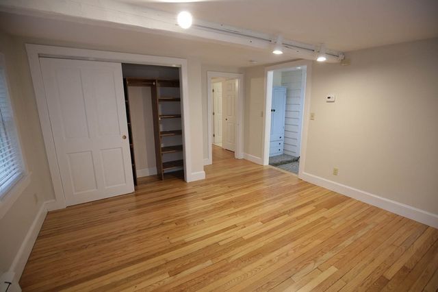 33 Winter St R, Norwell, MA 02061