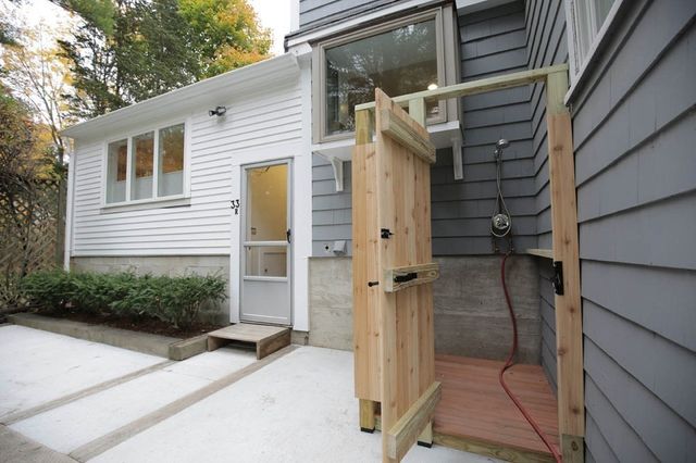 33 Winter St R, Norwell, MA 02061