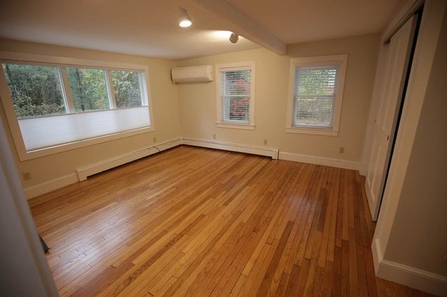 33 Winter St R, Norwell, MA 02061