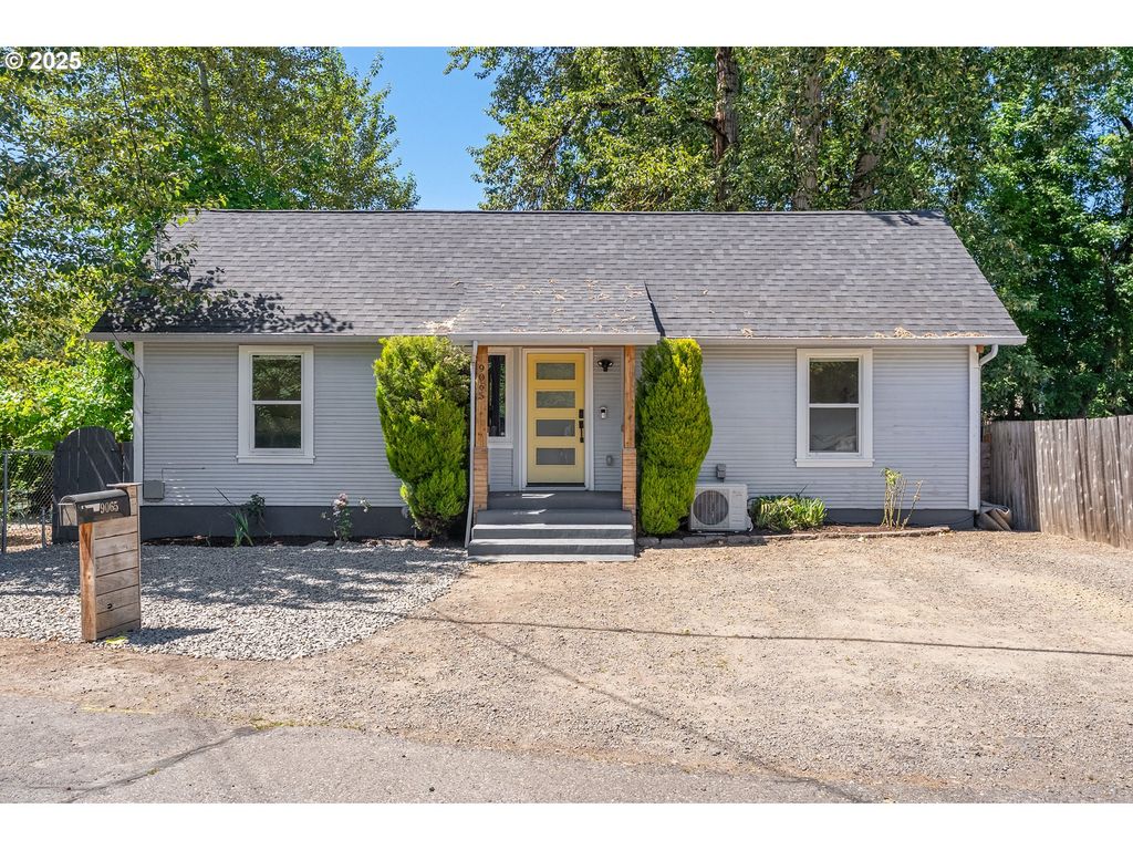 9065 Sw CENTER St, Portland, OR 97223