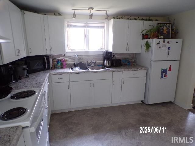 1205 N Harrison, Hartford City, IN 47348