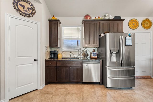 381 County Road 3050, Purdon, TX 76679