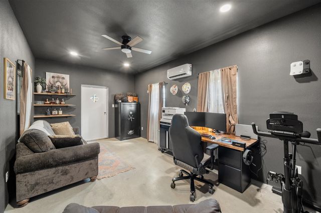 381 County Road 3050, Purdon, TX 76679