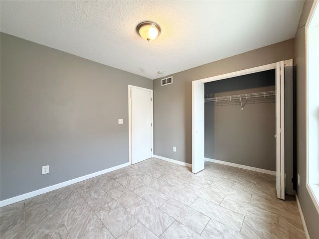 737 SE 27th Court, Des Moines, IA 50317