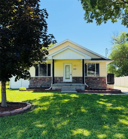737 SE 27th Court, Des Moines, IA 50317