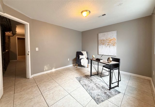 737 SE 27th Court, Des Moines, IA 50317