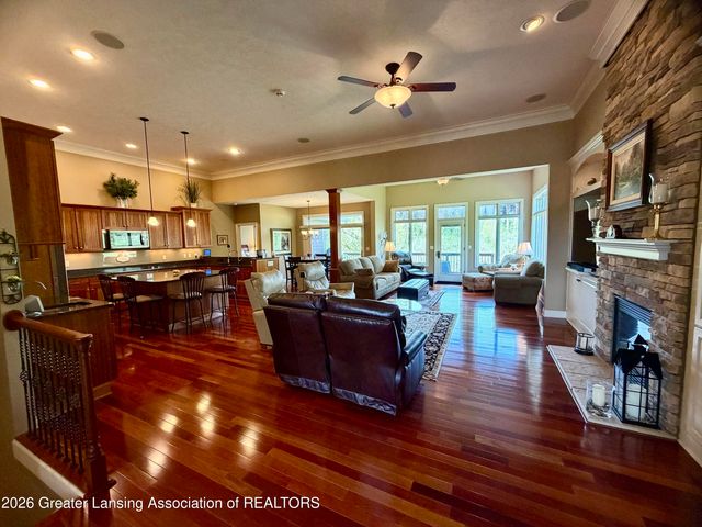 6271 Fenwick Court, East Lansing, MI 48823