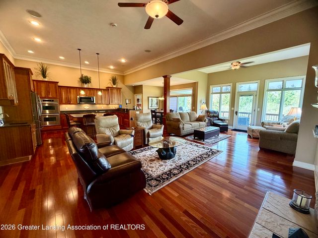 6271 Fenwick Court, East Lansing, MI 48823