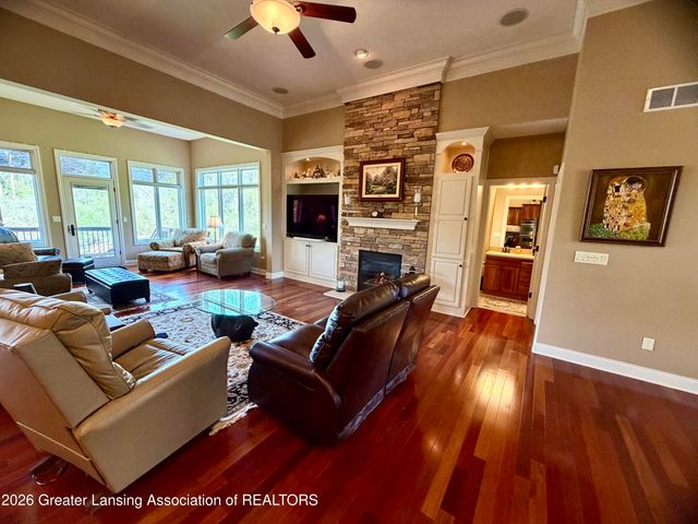 6271 Fenwick Court, East Lansing, MI 48823
