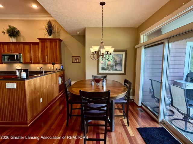 6271 Fenwick Court, East Lansing, MI 48823