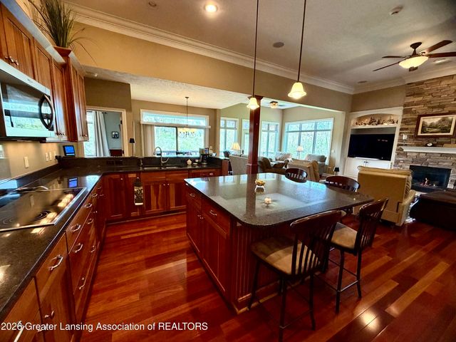6271 Fenwick Court, East Lansing, MI 48823