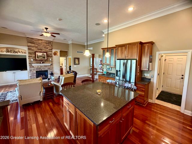 6271 Fenwick Court, East Lansing, MI 48823