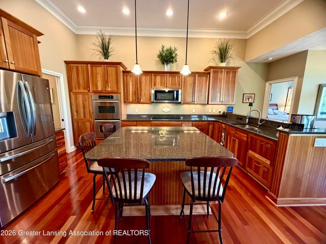 6271 Fenwick Court, East Lansing, MI 48823