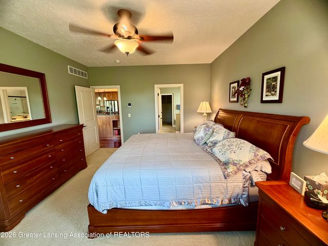 6271 Fenwick Court, East Lansing, MI 48823