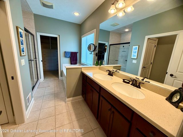 6271 Fenwick Court, East Lansing, MI 48823