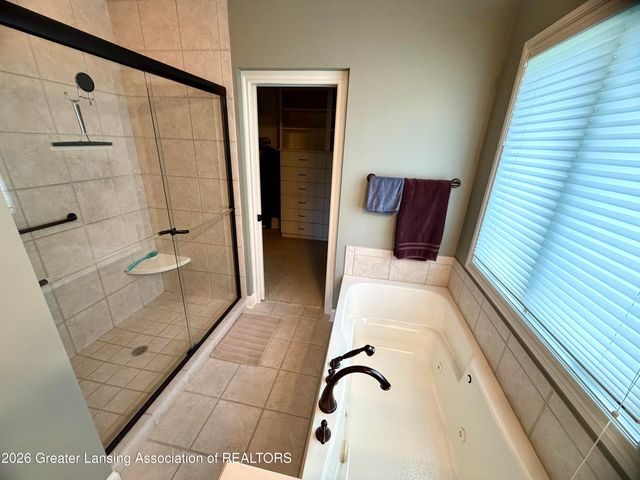 6271 Fenwick Court, East Lansing, MI 48823