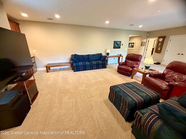 6271 Fenwick Court, East Lansing, MI 48823