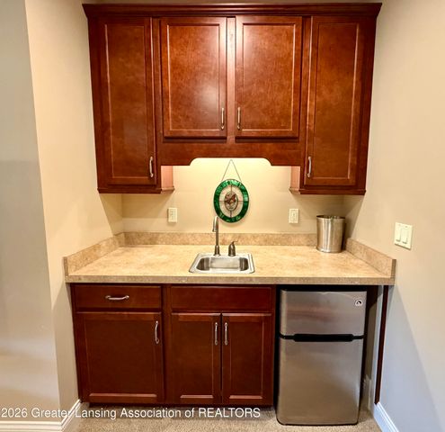6271 Fenwick Court, East Lansing, MI 48823
