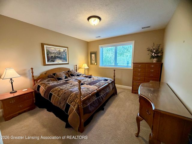 6271 Fenwick Court, East Lansing, MI 48823