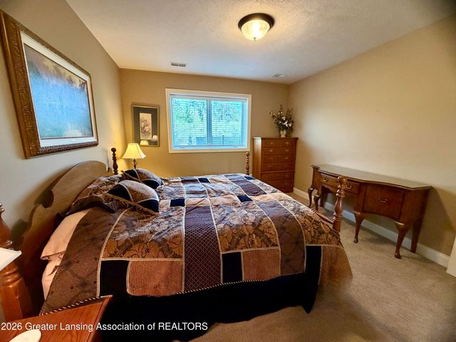 6271 Fenwick Court, East Lansing, MI 48823