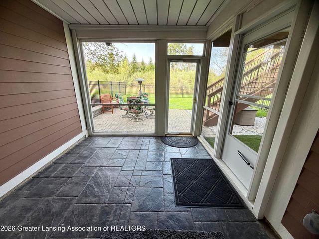 6271 Fenwick Court, East Lansing, MI 48823