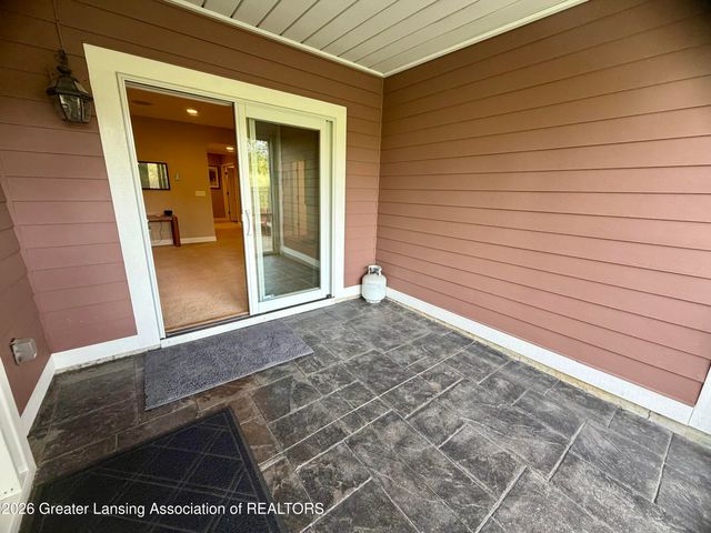 6271 Fenwick Court, East Lansing, MI 48823