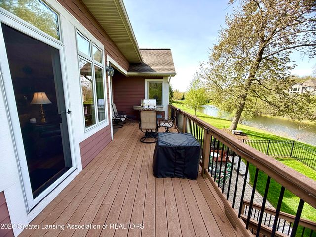 6271 Fenwick Court, East Lansing, MI 48823