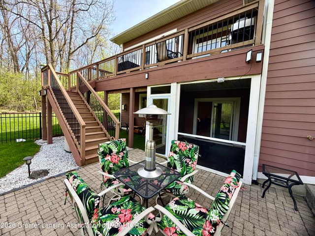 6271 Fenwick Court, East Lansing, MI 48823