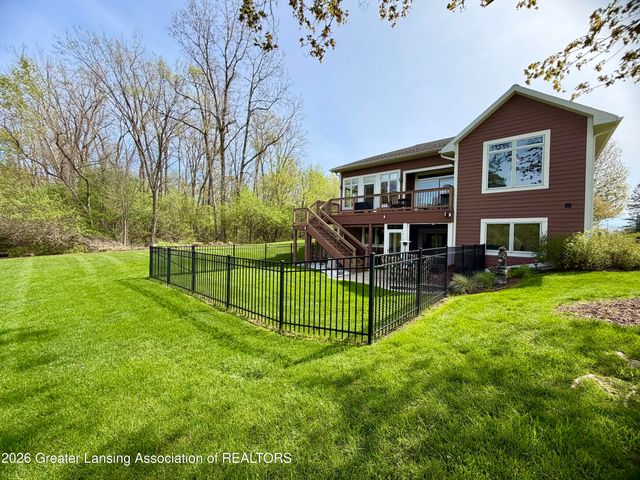 6271 Fenwick Court, East Lansing, MI 48823