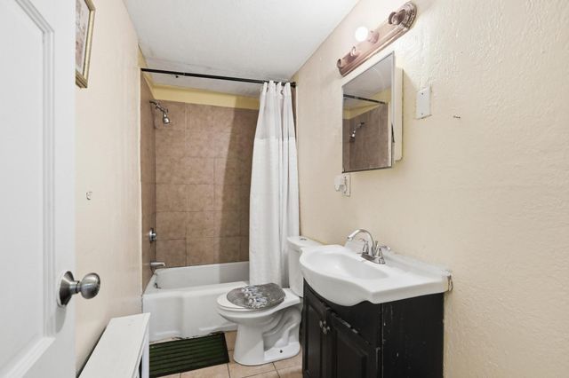 10 Brook St, Brockton, MA 02301