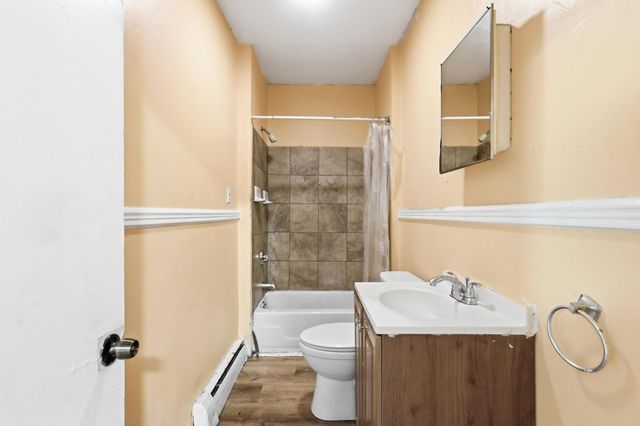 10 Brook St, Brockton, MA 02301