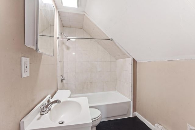 10 Brook St, Brockton, MA 02301